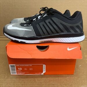 #S31 Nike Mens Zoom Speed TR3 804401-017 Black SIZE 10 Running Shoes USED W/ BOX